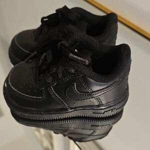 Nike Kids Black Low-Top Sneakers
